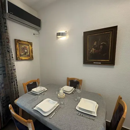 Apartamento Lovely Center Tirana