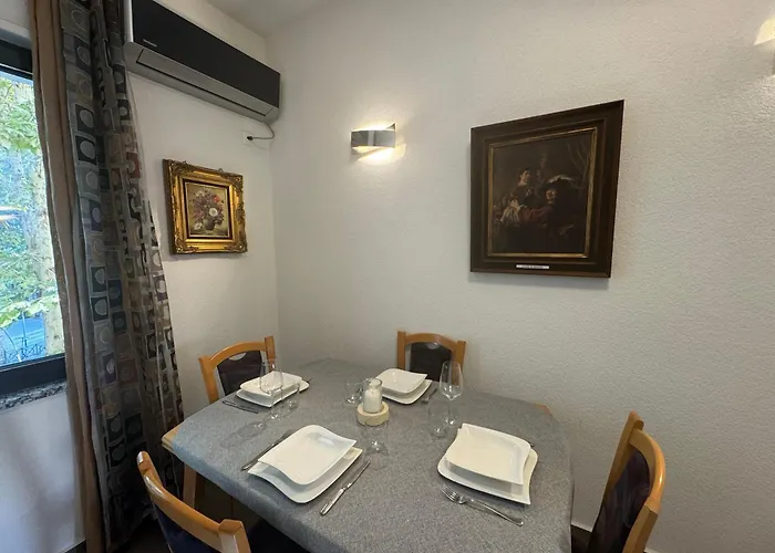 Апартаменты Lovely Center Тирана